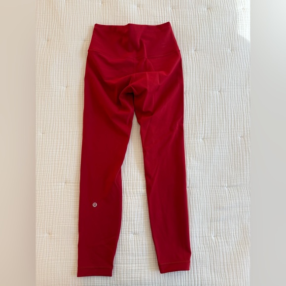 Lululemon Wunder Train High-Rise Tight 25" in dark red - Picture 3 of 4